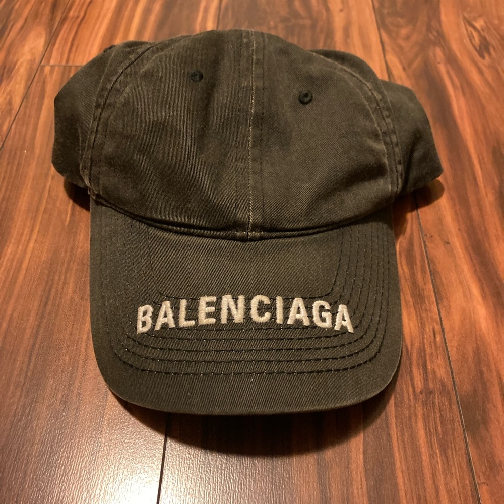 Balenciaga Logo Embroidered Baseball Cap